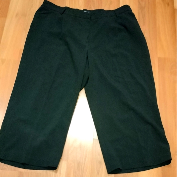 Larry Levine Pants - Women's Capri Dress Pants